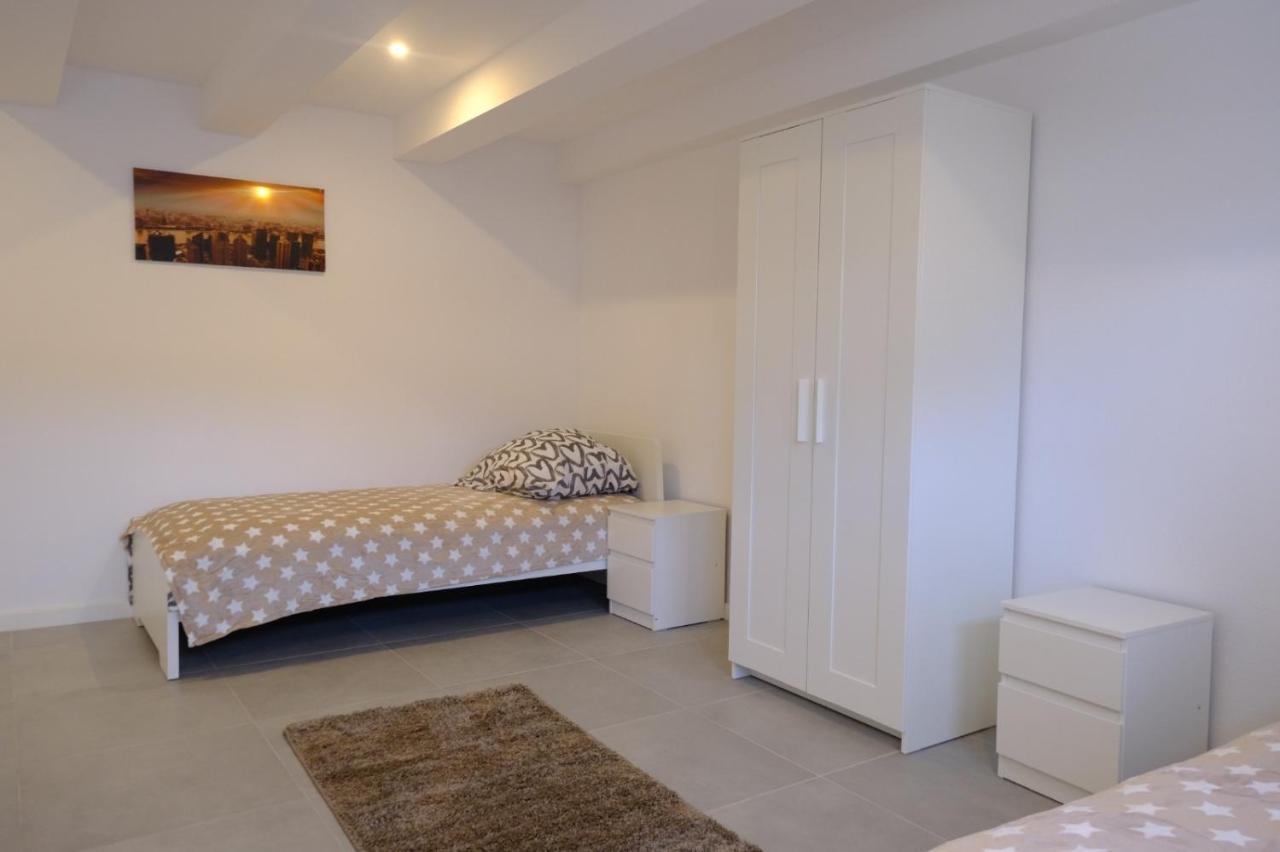 2 Zimmer Monteurswohnung Mit Kuche Und Bad Osnabrück Dış mekan fotoğraf